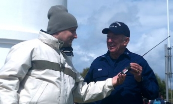 Gordo Demostrates Amateur Radio Comms at the Point Vicente Lighthouse Whale-Of-A-Day Event<br><u><font color=#151B8D>www.whaleofaday.com</u></font>